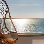 Daire The Ultimate Jacuzzi Penthouse By Ps *