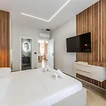 The Ultimate Jacuzzi Penthouse By Ps Daire