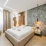 Daire The Ultimate Jacuzzi Penthouse By Ps *
