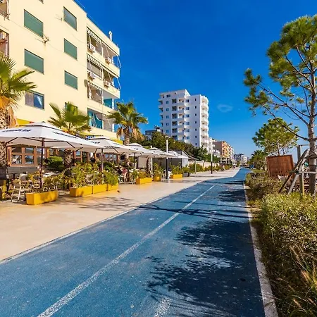 The Ultimate Jacuzzi Penthouse By Ps *
