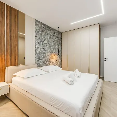 The Ultimate Jacuzzi Penthouse By Ps Apartment *