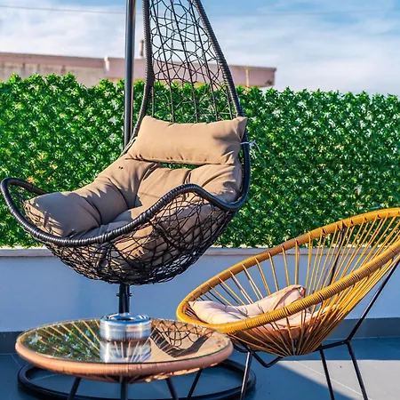 The Ultimate Jacuzzi Penthouse By Ps * Durrës