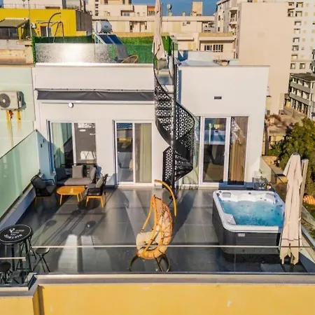The Ultimate Jacuzzi Penthouse By Premium Selection Durrës