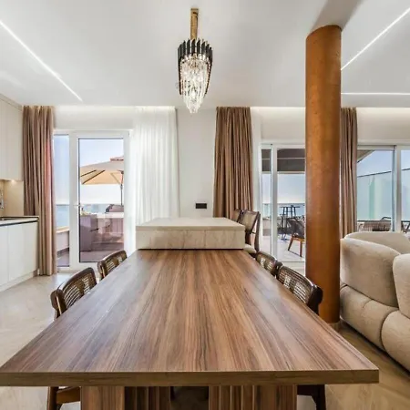 The Ultimate Jacuzzi Penthouse By Ps * Дуррес