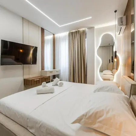 The Ultimate Jacuzzi Penthouse By Ps * Durrës