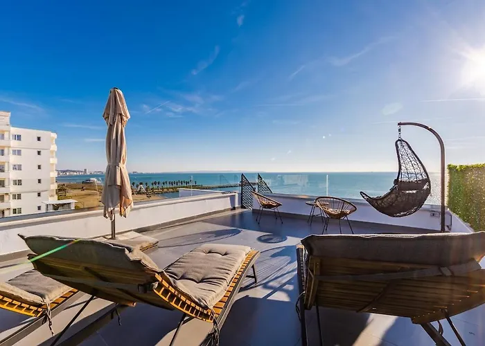 The Ultimate Jacuzzi Penthouse By Ps * Durrës