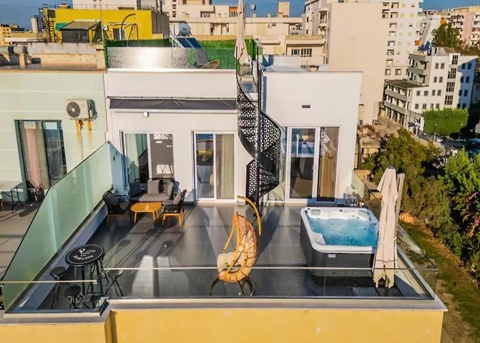 The Ultimate Jacuzzi Penthouse By Ps Durrës