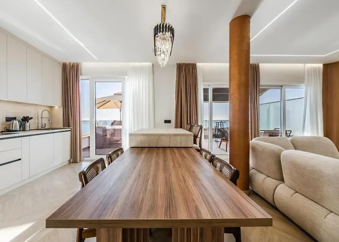 The Ultimate Jacuzzi Penthouse By Ps * Durrës