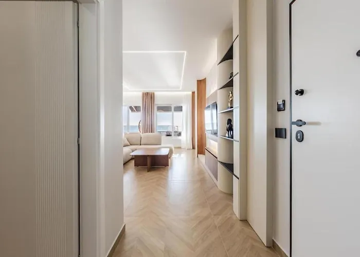 The Ultimate Jacuzzi Penthouse By Ps *