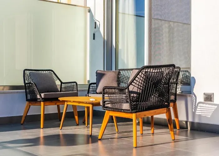 The Ultimate Jacuzzi Penthouse By Ps Апартаменты Дуррес