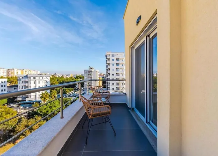 Апартаменты The Ultimate Jacuzzi Penthouse By Ps